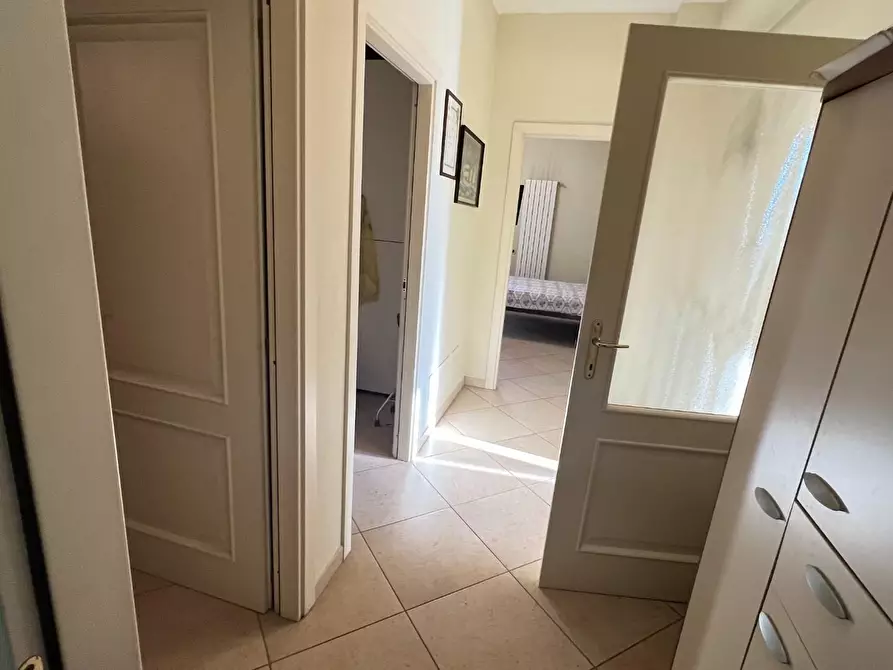 Immagine 13 di Casa semindipendente in vendita  a Montignoso