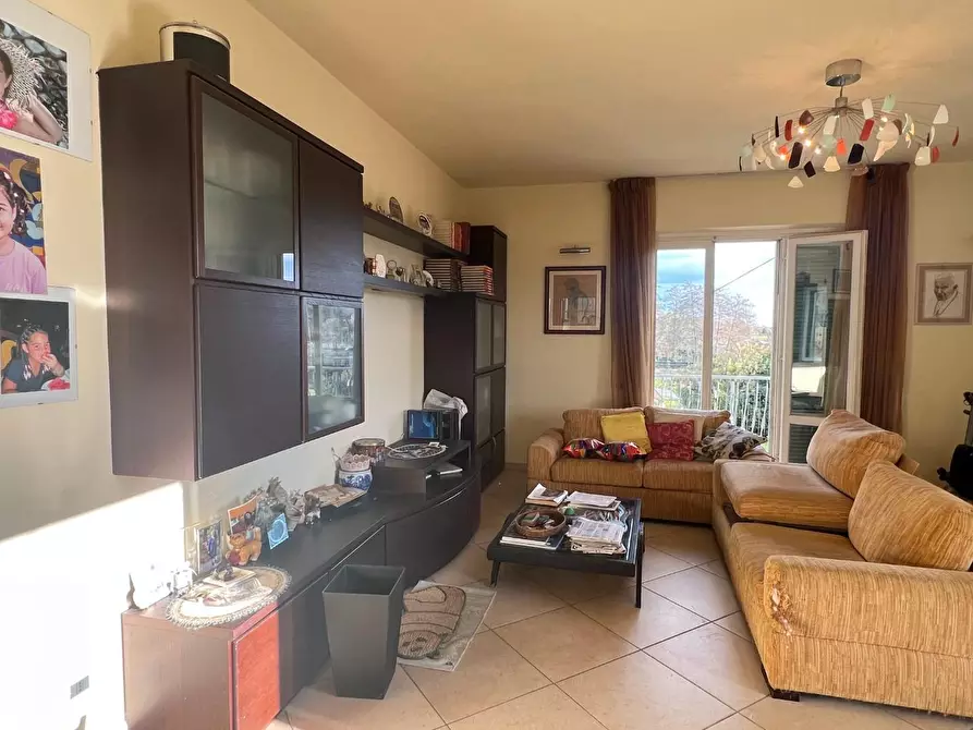 Immagine 9 di Casa semindipendente in vendita  a Montignoso