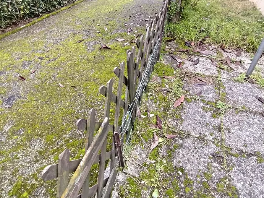 Immagine 4 di Villetta a schiera in vendita  a Massa