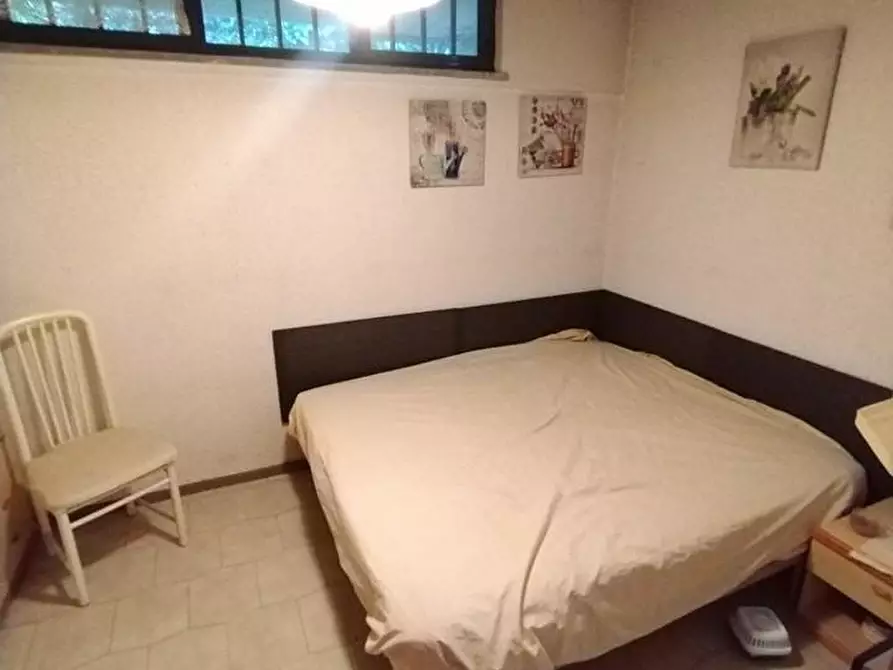 Immagine 32 di Villetta a schiera in vendita  a Massa