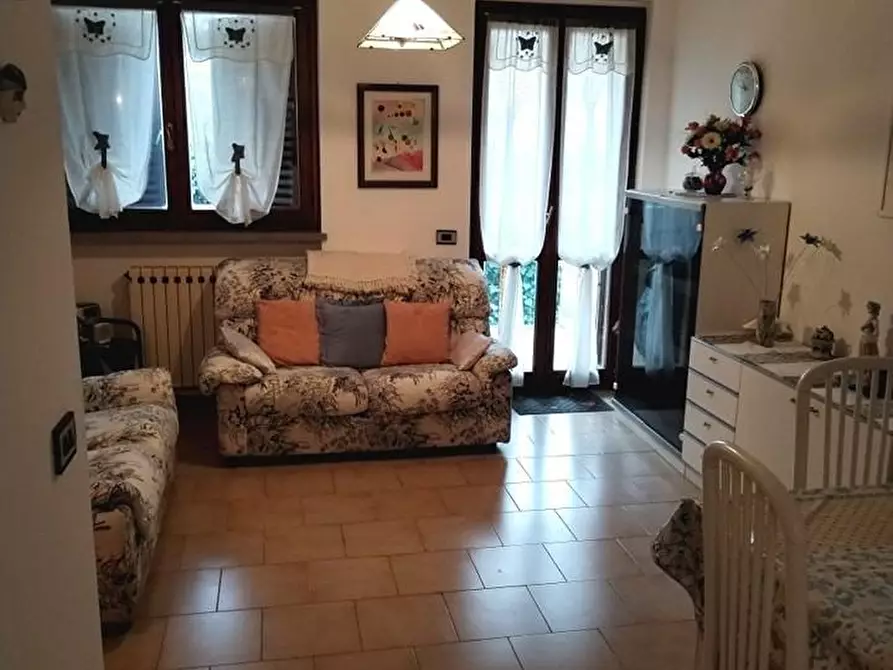 Immagine 9 di Villetta a schiera in vendita  a Massa