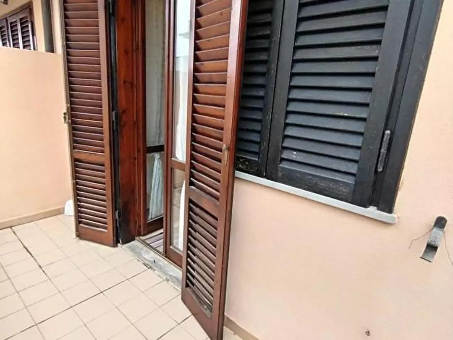 Immagine 19 di Villetta a schiera in vendita  a Massa