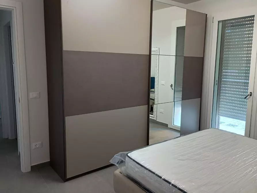 Immagine 17 di Appartamento in affitto  a Pisa