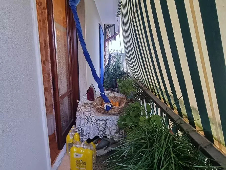 Immagine 4 di Appartamento in vendita  a Viareggio