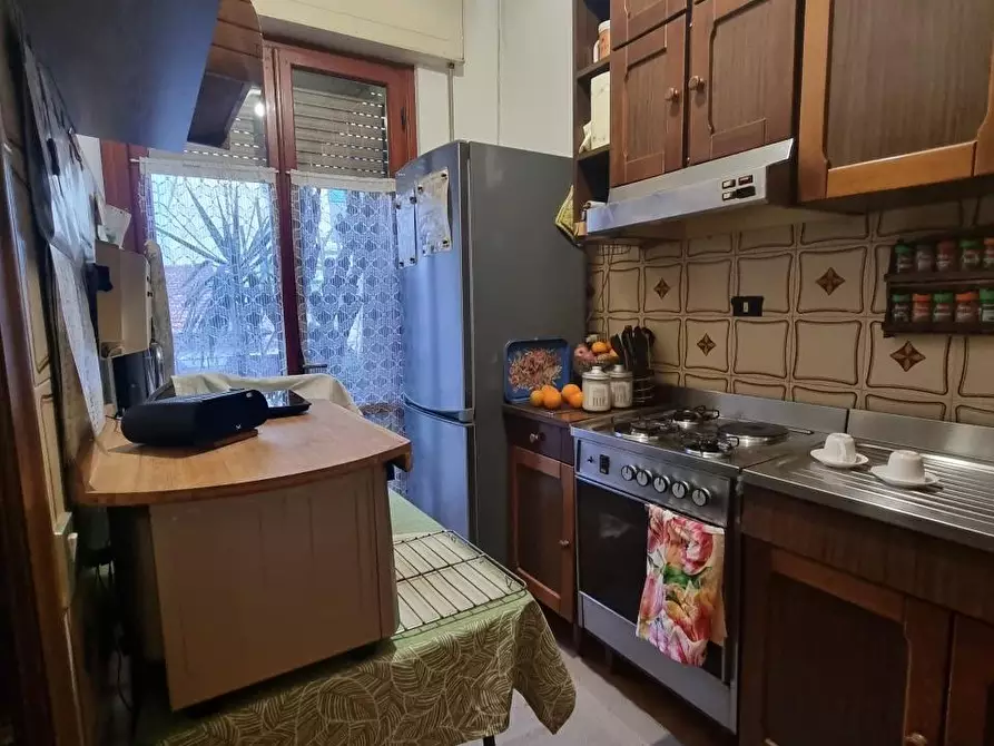 Immagine 5 di Appartamento in vendita  a Viareggio