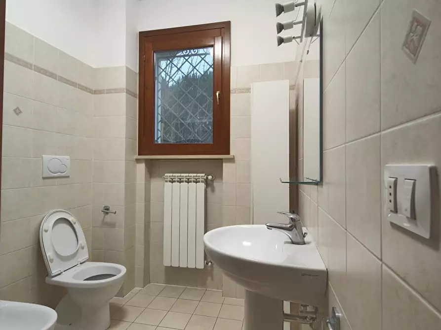 Immagine 11 di Appartamento in vendita  a Fucecchio