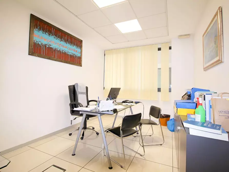 Immagine 7 di Ufficio in vendita  a Pisa