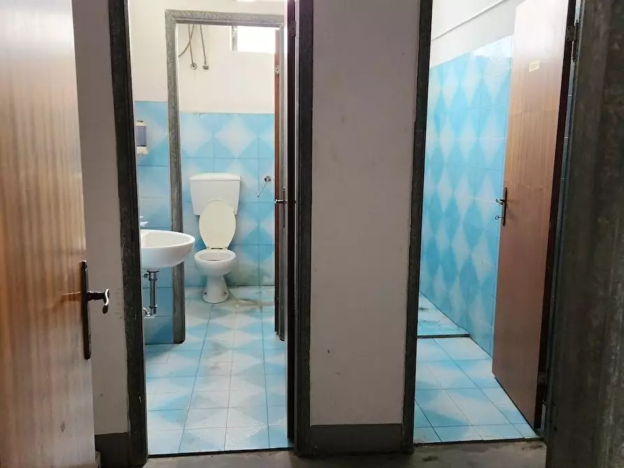 Immagine 6 di Attività artigianale in affitto  a Montopoli In Val D'arno