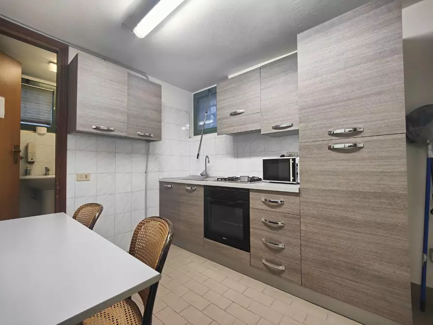 Immagine 2 di Villa in vendita  a Fucecchio