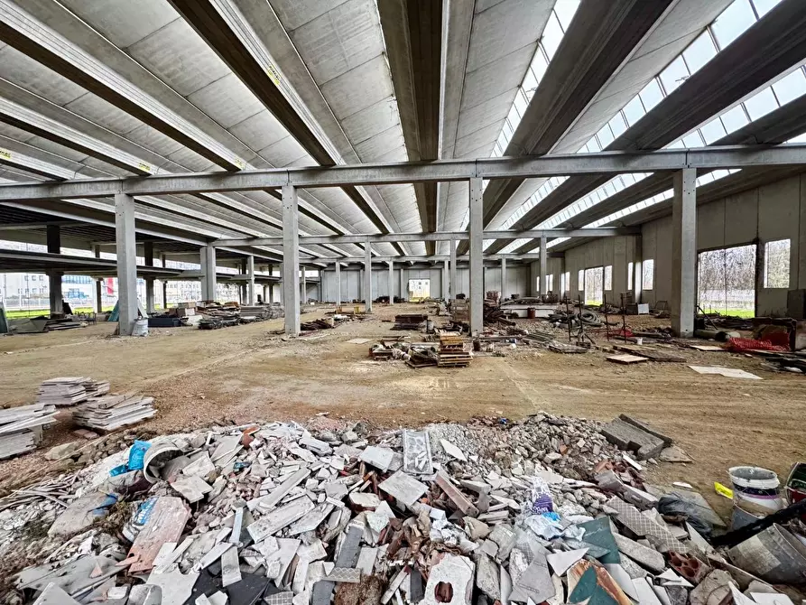Immagine 1 di Capannone industriale in vendita  a Figline E Incisa Valdarno