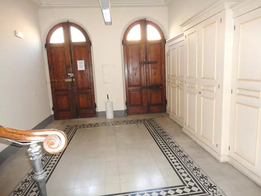 Immagine 1 di Ufficio in affitto  a Pontedera