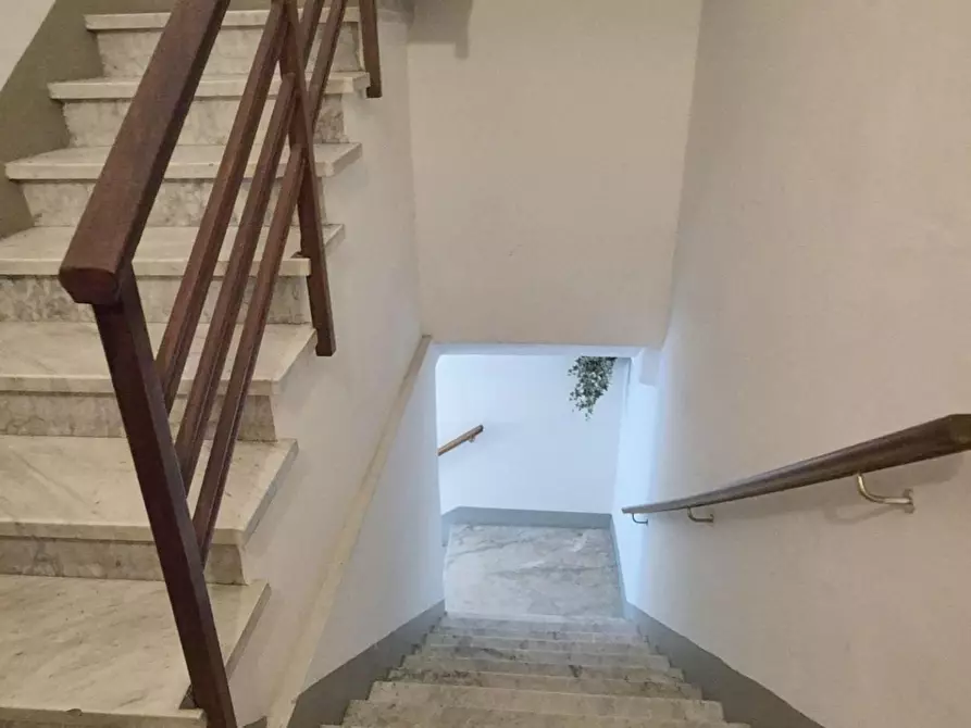 Immagine 66 di Appartamento in vendita  a Viareggio