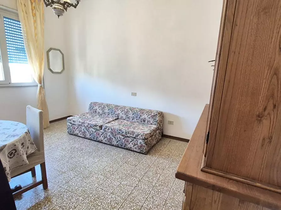 Immagine 31 di Appartamento in vendita  a Viareggio