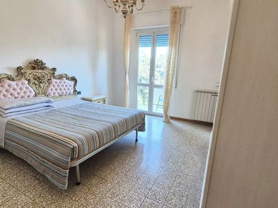 Immagine 47 di Appartamento in vendita  a Viareggio