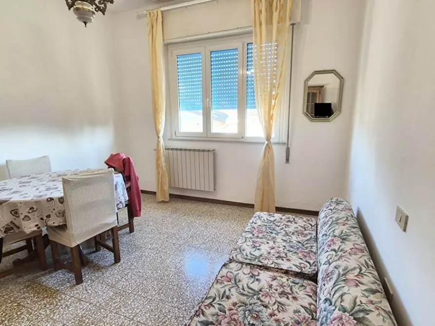 Immagine 32 di Appartamento in vendita  a Viareggio