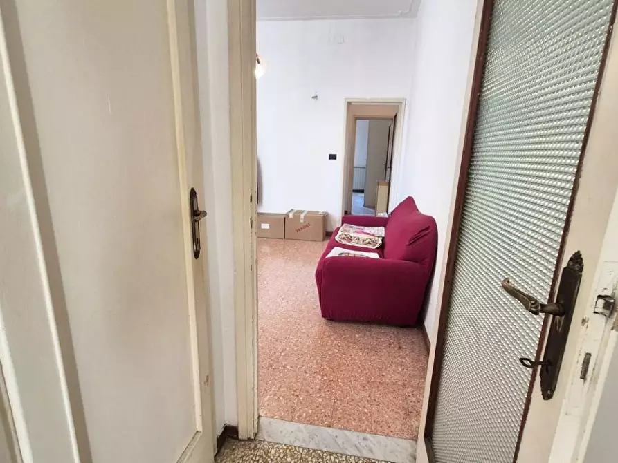 Immagine 40 di Appartamento in vendita  a Viareggio