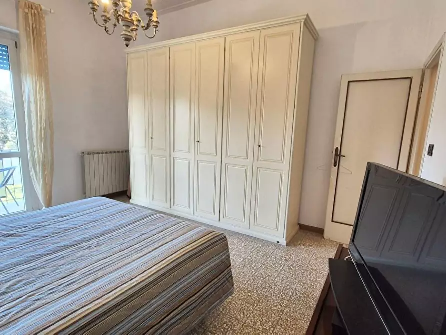 Immagine 48 di Appartamento in vendita  a Viareggio