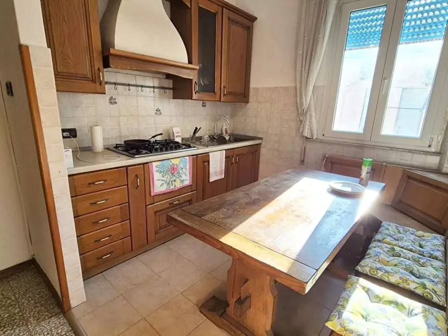 Immagine 22 di Appartamento in vendita  a Viareggio