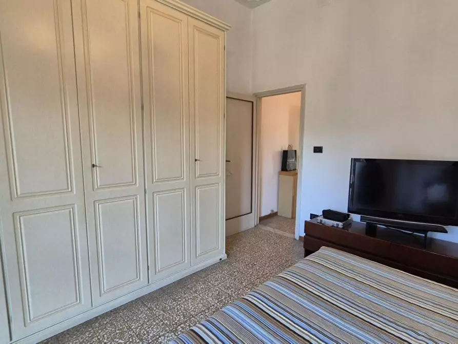 Immagine 58 di Appartamento in vendita  a Viareggio