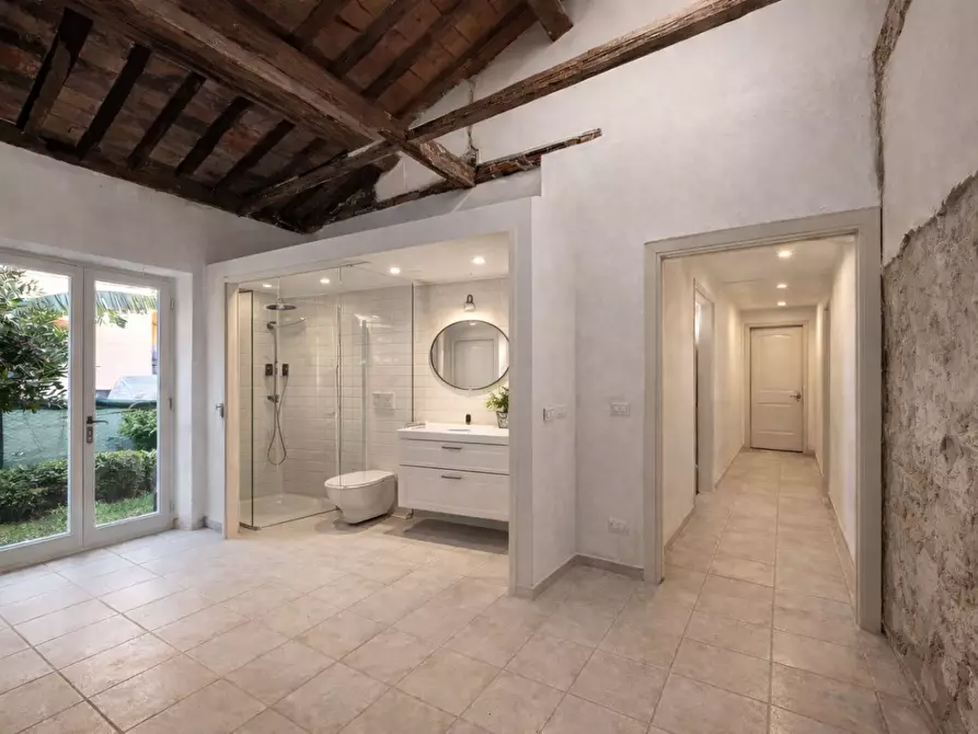 Immagine 6 di Casa indipendente in vendita  a Pisa