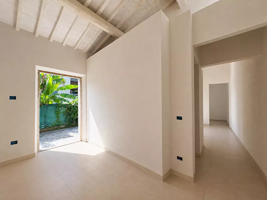Immagine 3 di Casa indipendente in vendita  a Pisa