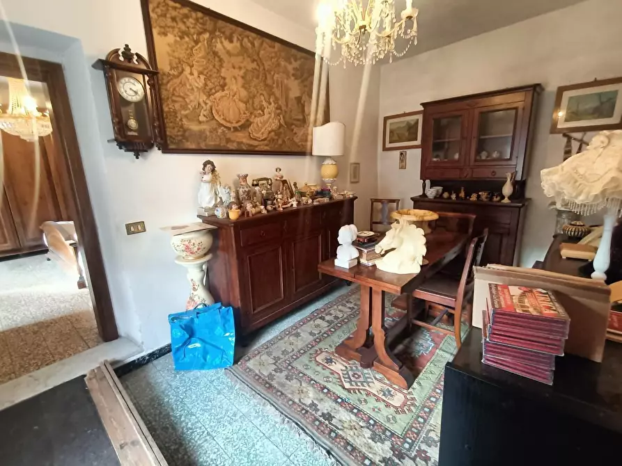 Immagine 18 di Appartamento in vendita  a Carrara