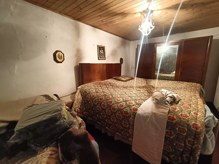 Immagine 13 di Appartamento in vendita  a Carrara