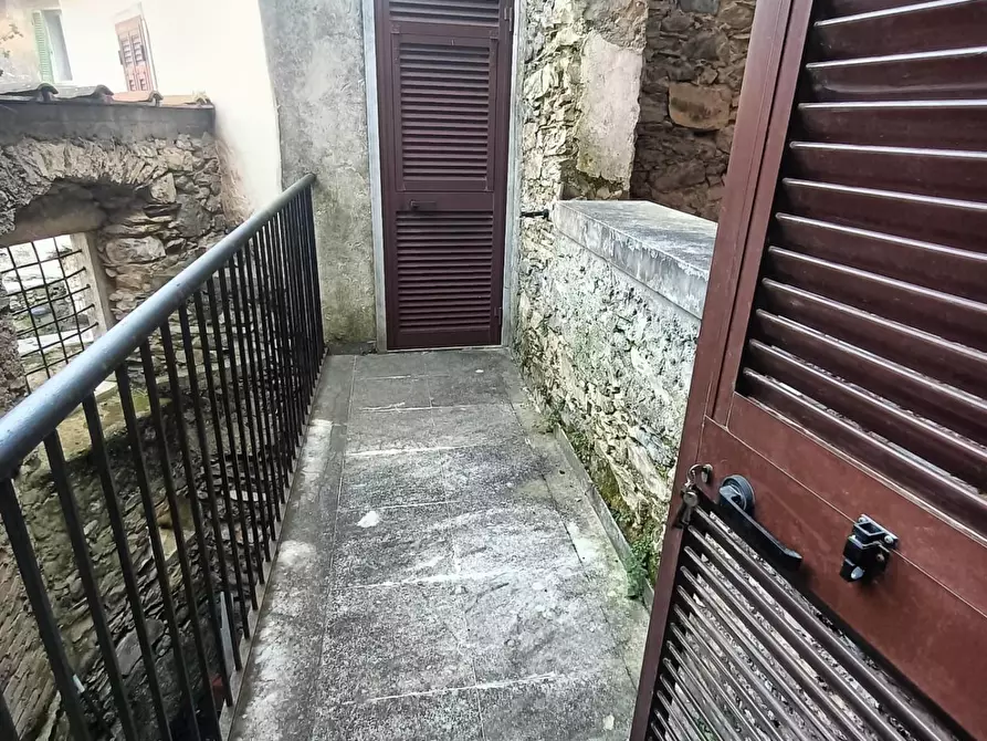 Immagine 12 di Appartamento in vendita  a Carrara