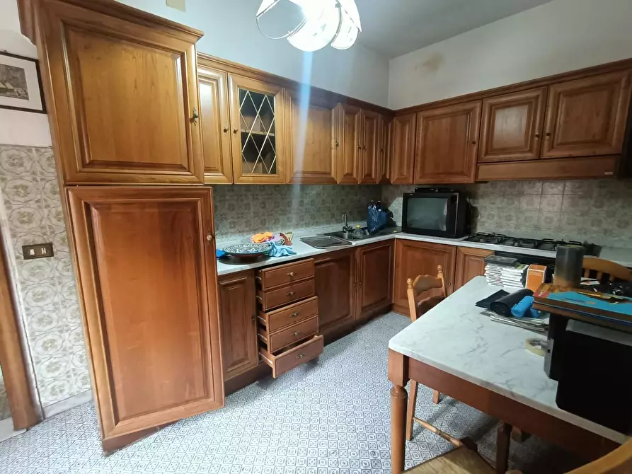 Immagine 21 di Appartamento in vendita  a Carrara