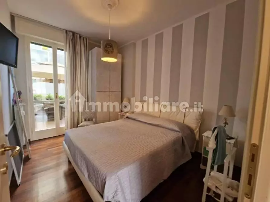 Immagine 8 di Appartamento in vendita  a Viareggio