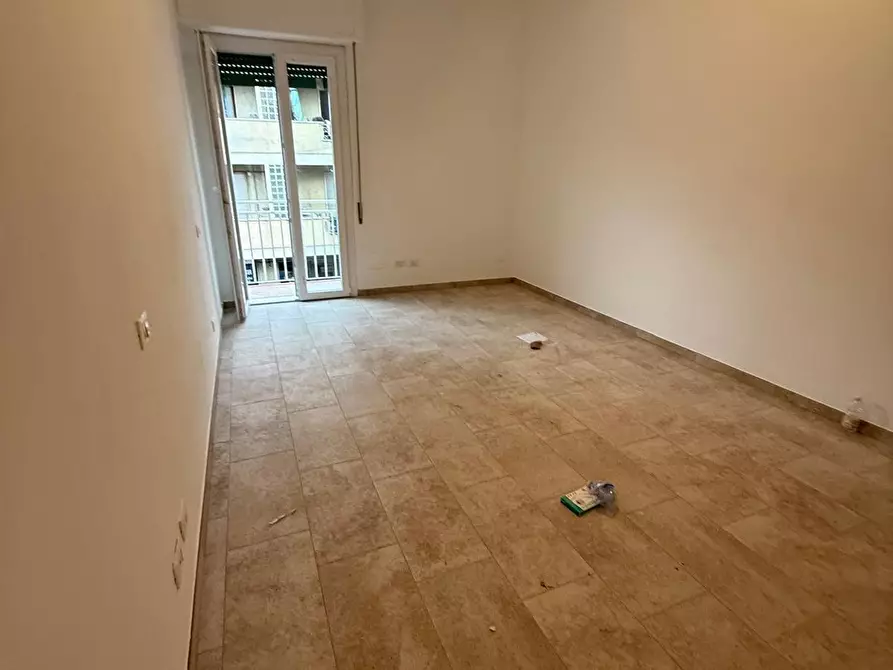 Immagine 8 di Appartamento in vendita  a Viareggio