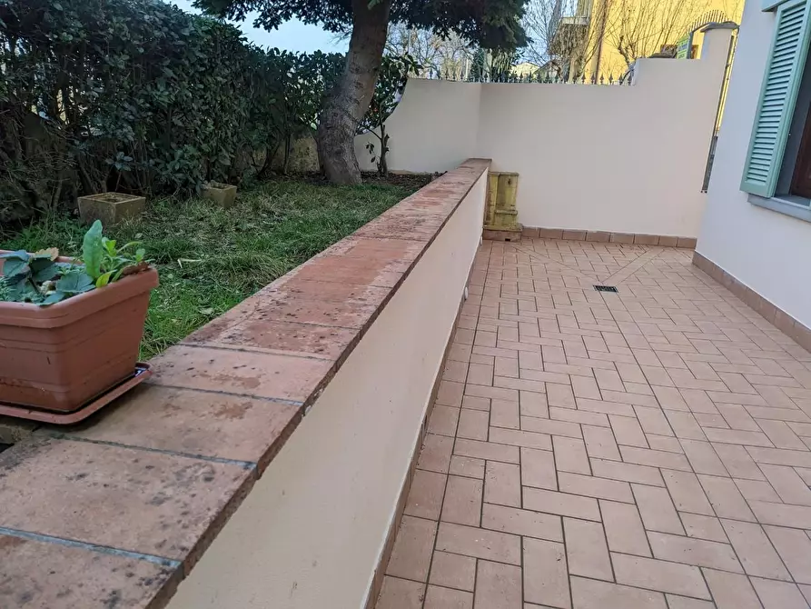 Immagine 4 di Appartamento in vendita  a Montopoli In Val D'arno