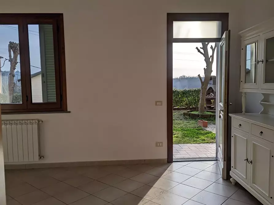 Immagine 6 di Appartamento in vendita  a Montopoli In Val D'arno