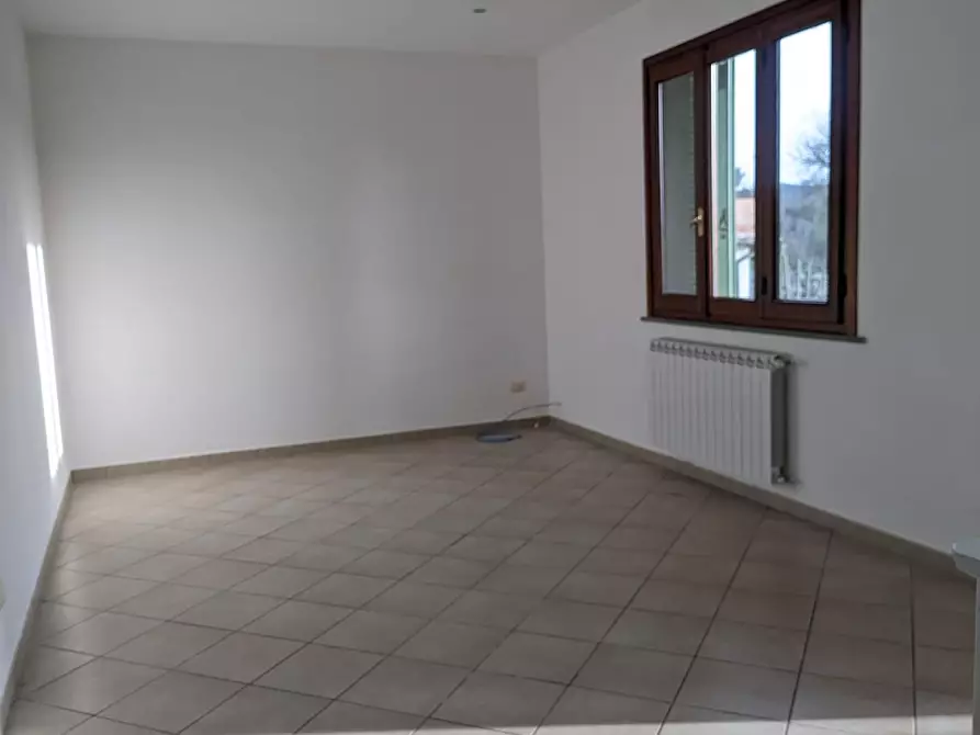 Immagine 7 di Appartamento in vendita  a Montopoli In Val D'arno