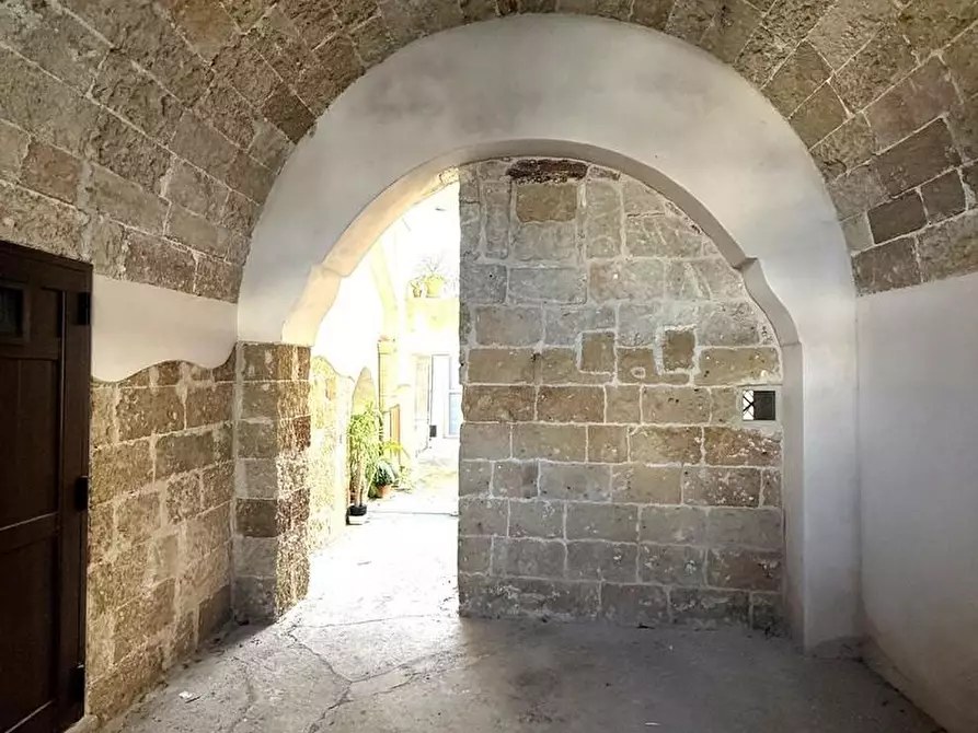 Immagine 25 di Casa indipendente in vendita  a Castrignano Del Capo