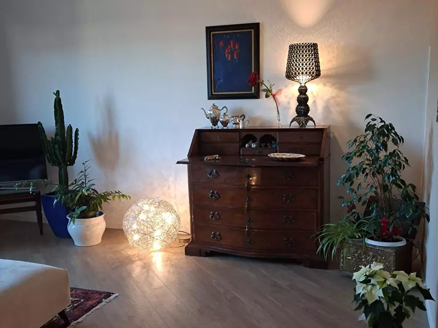 Immagine 1 di Appartamento in vendita  a Livorno