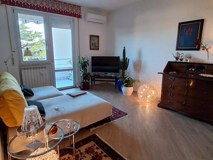 Immagine 3 di Appartamento in vendita  a Livorno