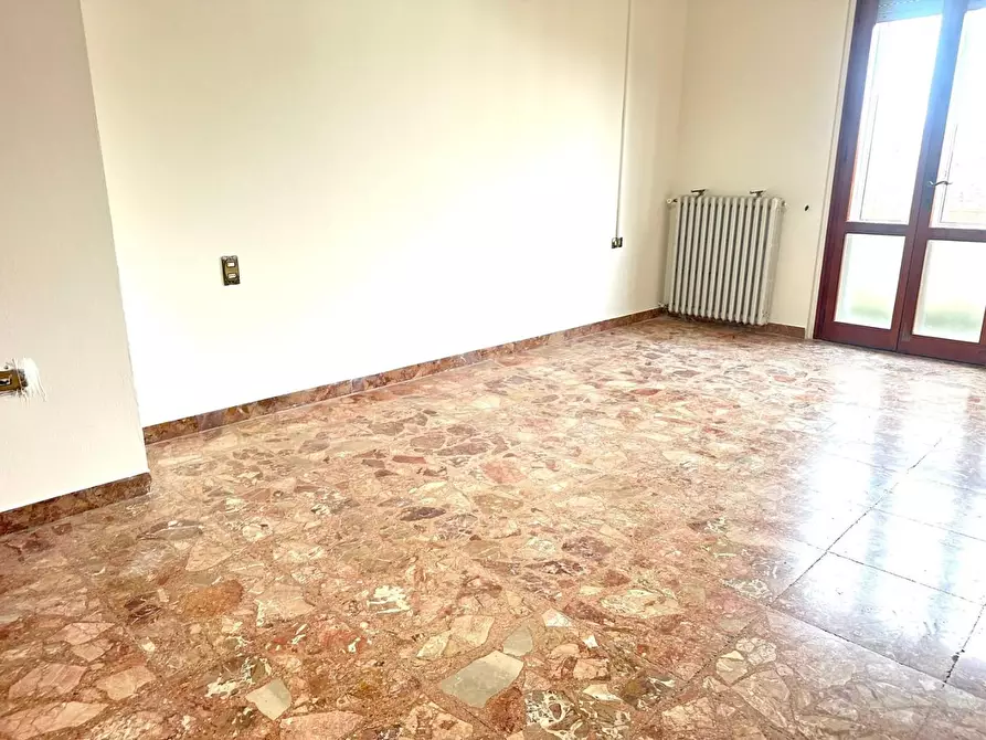 Immagine 16 di Appartamento in vendita  a Empoli