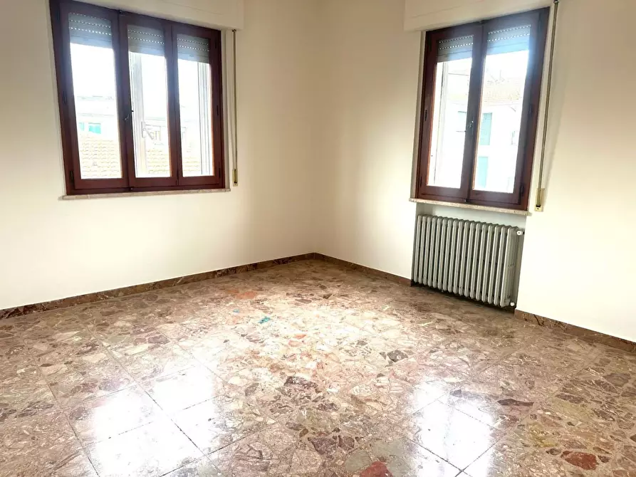 Immagine 28 di Appartamento in vendita  a Empoli