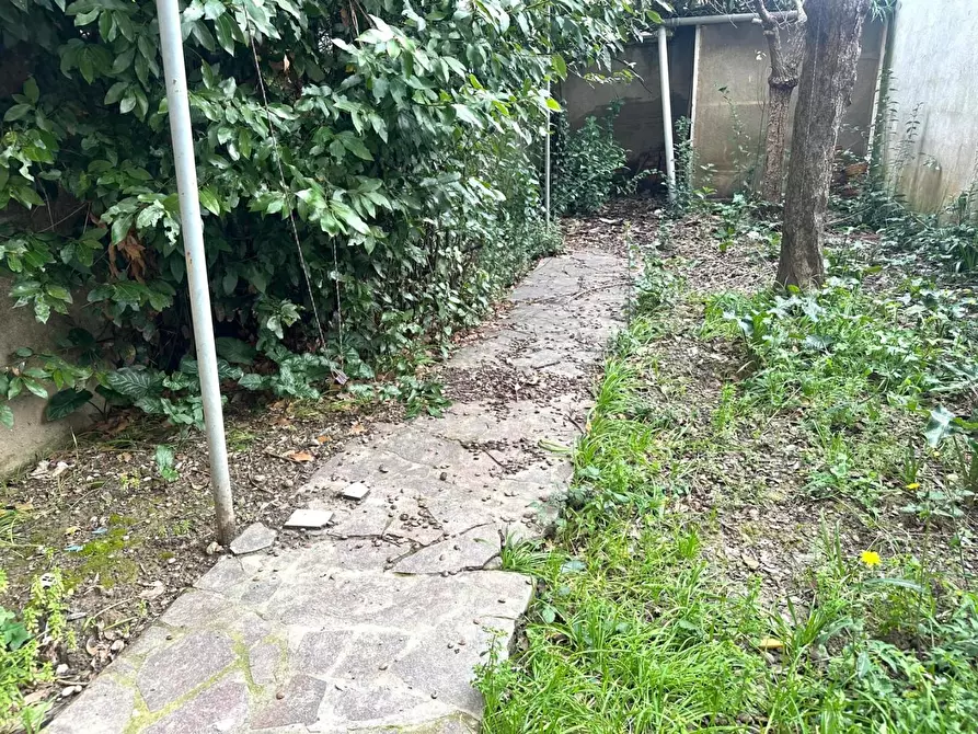 Immagine 26 di Appartamento in vendita  a Empoli