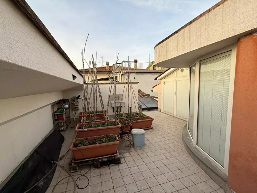 Immagine 26 di Villa in vendita  a Certaldo