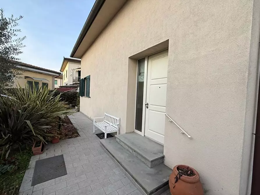 Immagine 12 di Villa in vendita  a Certaldo