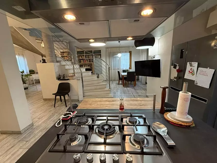 Immagine 7 di Villa in vendita  a Certaldo