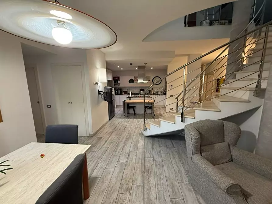 Immagine 2 di Villa in vendita  a Certaldo