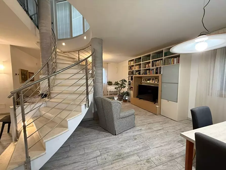 Immagine 20 di Villa in vendita  a Certaldo