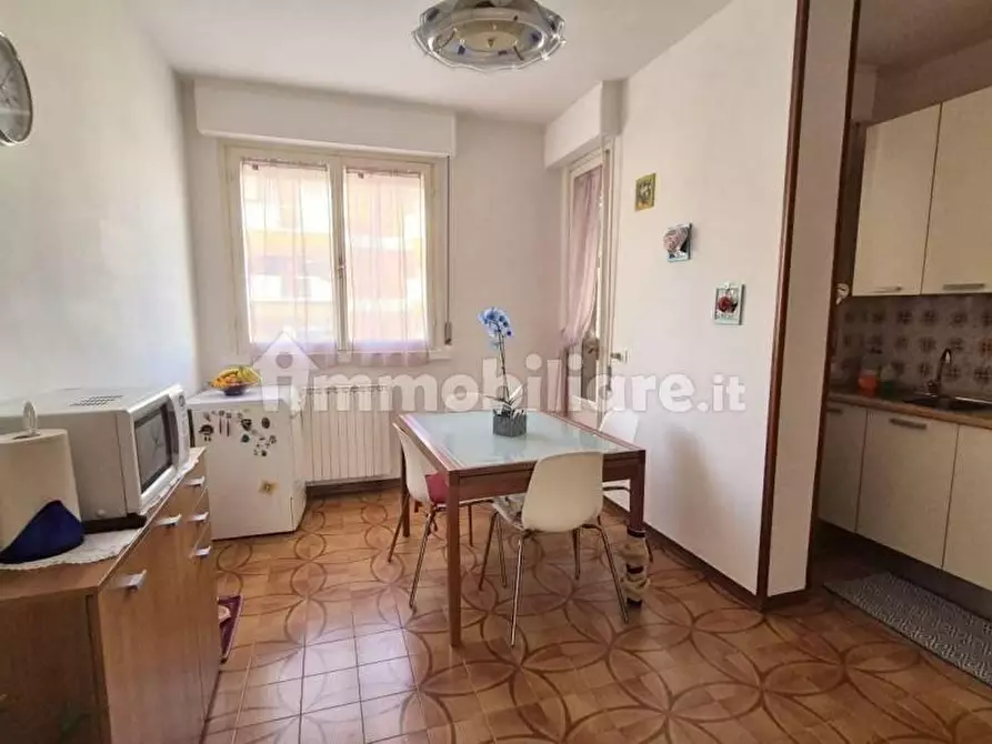 Immagine 7 di Appartamento in vendita  a Viareggio