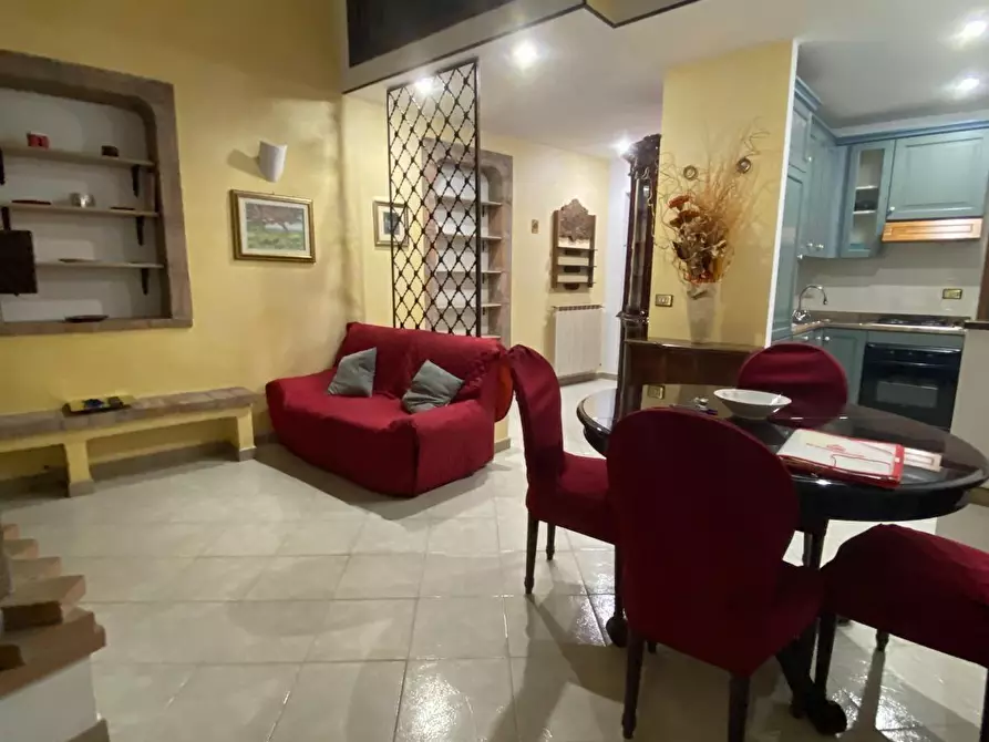 Immagine 3 di Appartamento in vendita  a Carrara