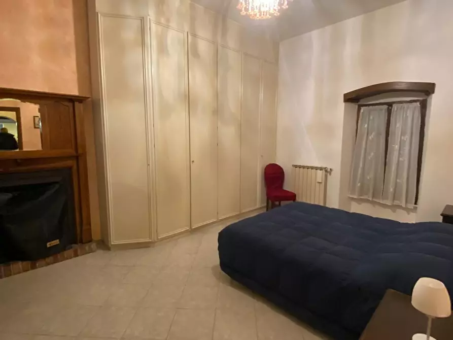 Immagine 13 di Appartamento in vendita  a Carrara