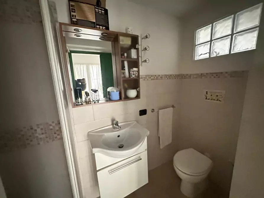 Immagine 42 di Terratetto in vendita  a Carrara