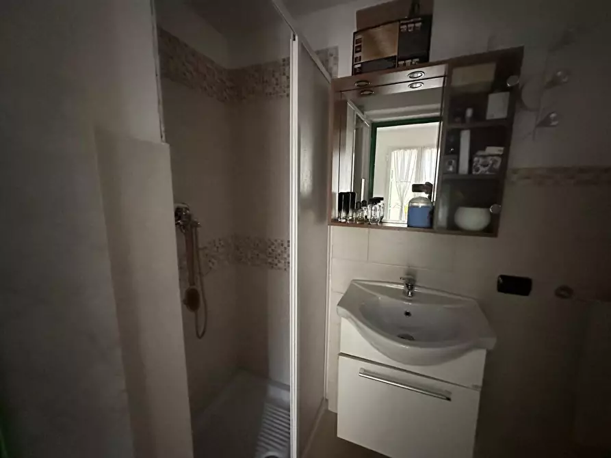 Immagine 43 di Terratetto in vendita  a Carrara